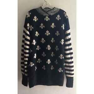 Black & Ivory Fleur-de-Lis and Striped Sleeve Sweater